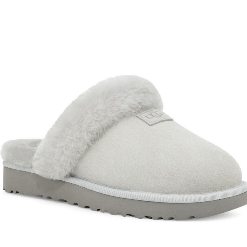 UGG Women's Genuine Shearling Suede Slipper Size 9